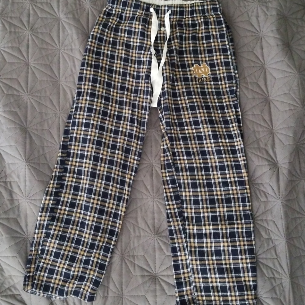 Notre dame sleep pants